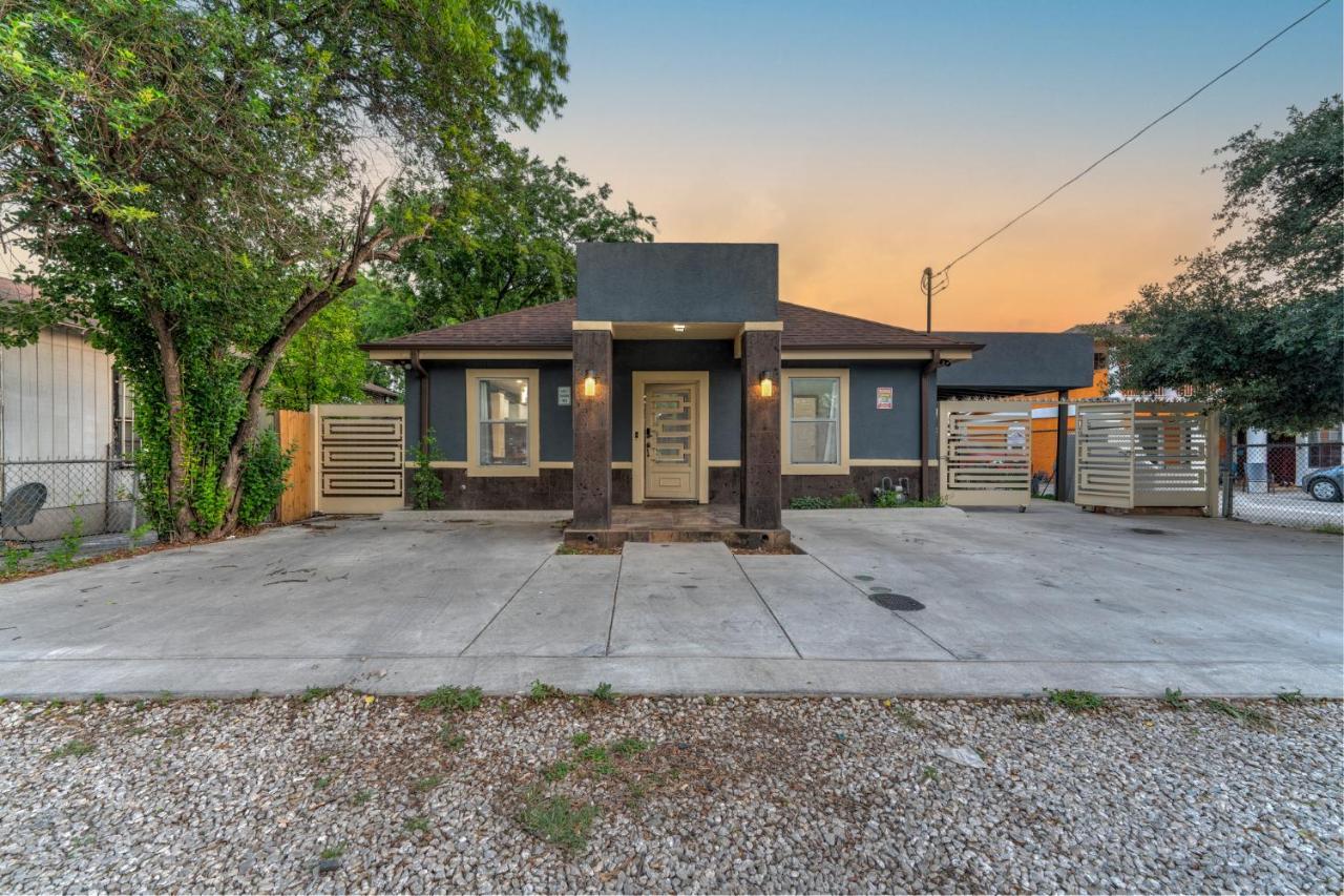 Private Hot Tub3Bd2Ba 2 Miles To Sa River Walk San Antonio Exterior foto